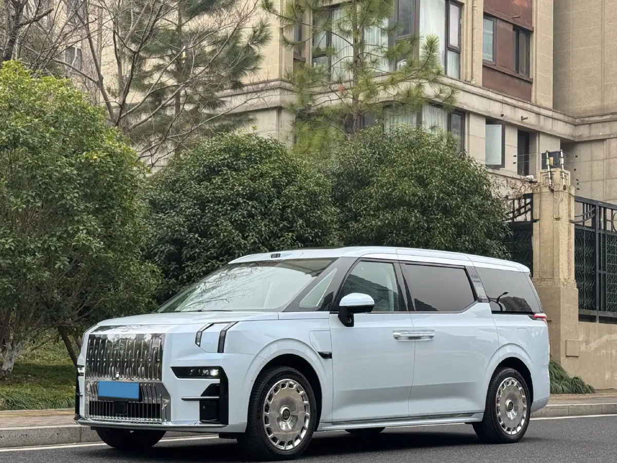 2024 Zeekr 009 BEV 108KWH