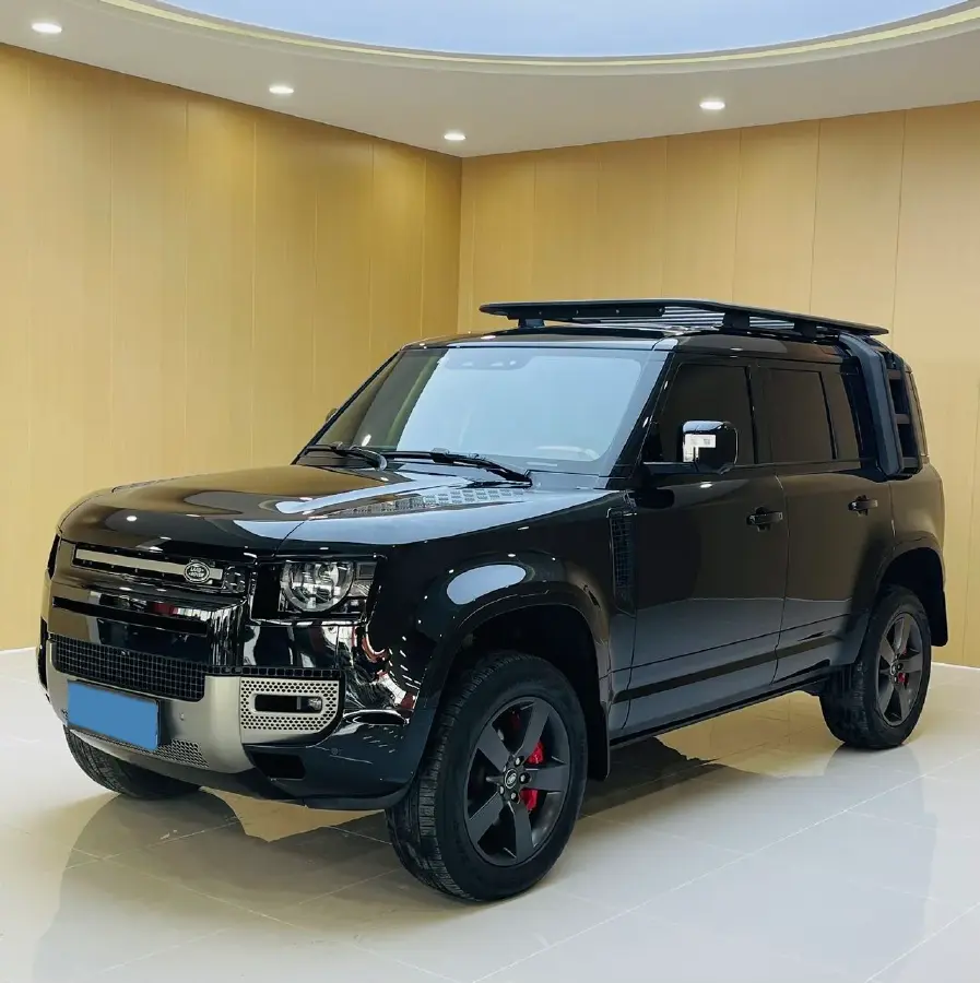 2024 Land Rover Defender 3.0T 400HP L6 8AT