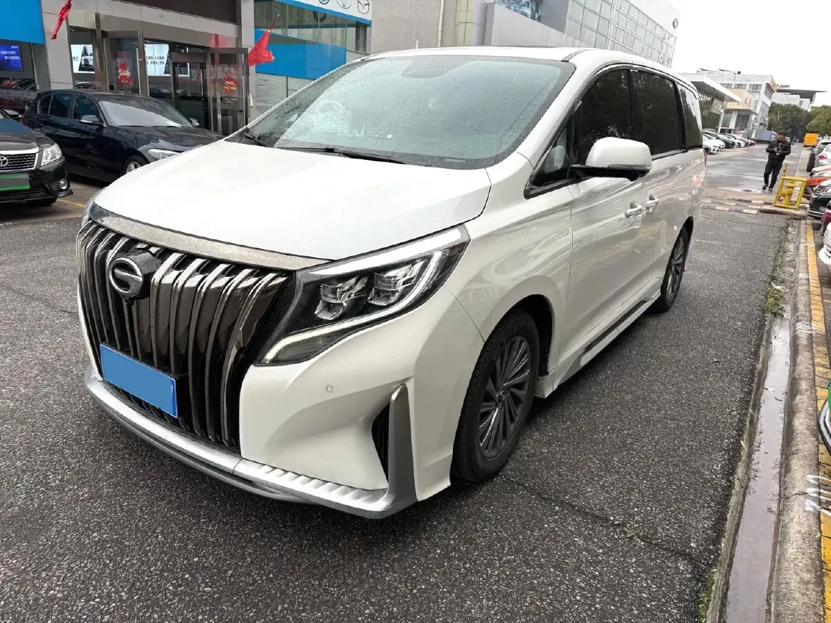 2021 GAC Trumpchi M8 2.0T 252HP L4 8AT