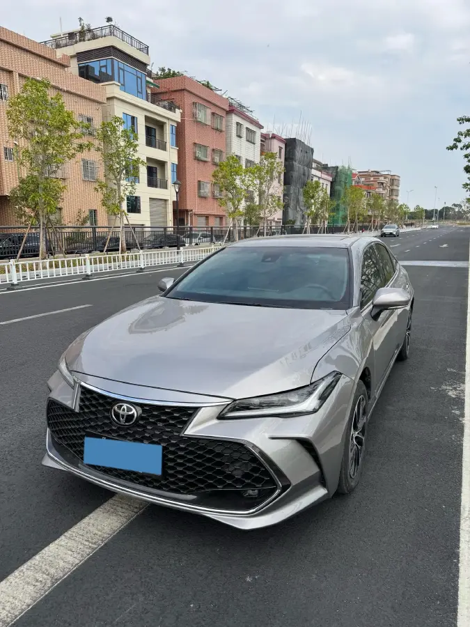 2022 Toyota Avalon 2.5L 209HP L4 8AT