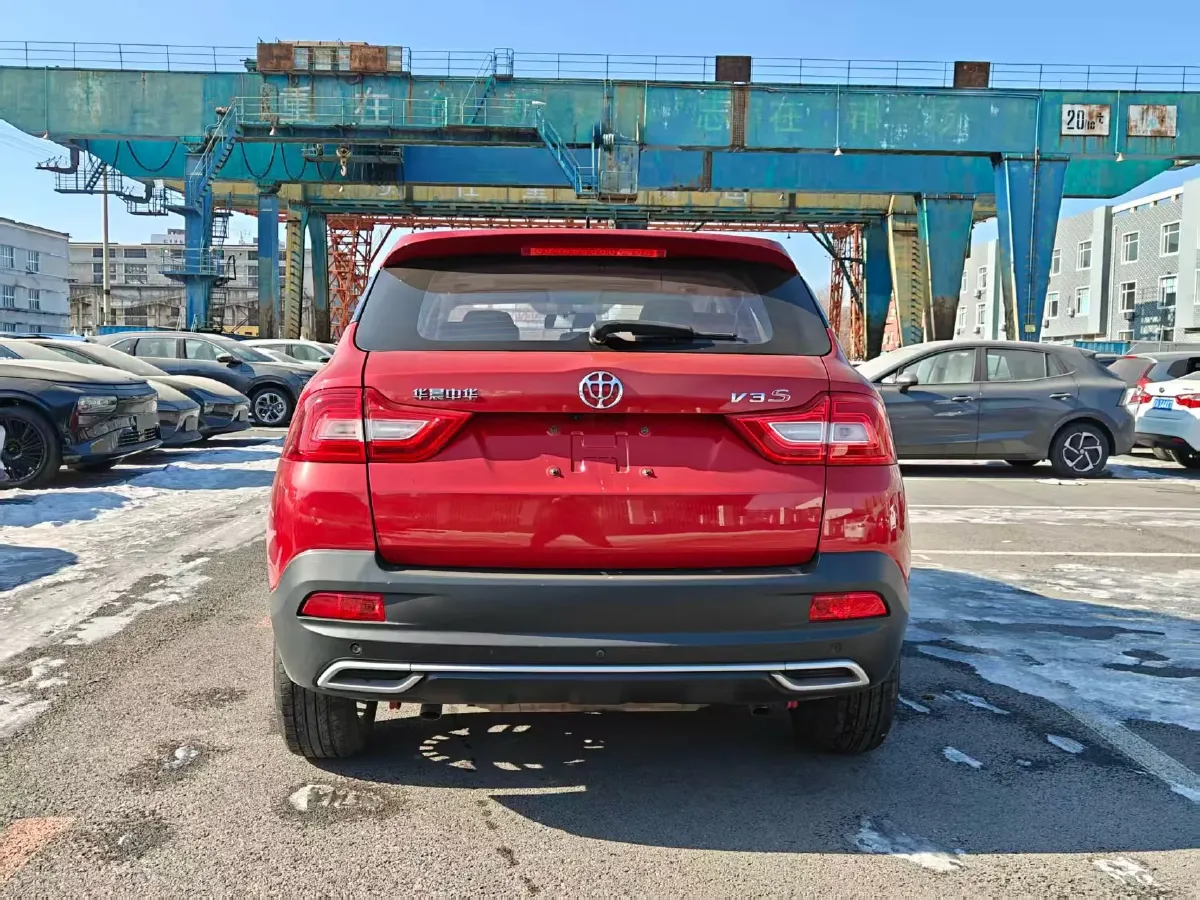 2017 Brilliance Auto V3 1.5T 150HP L4 5AT,autocango,china used car exporter,china ev exporter,chinese used car exporter,chinese used ev exporter