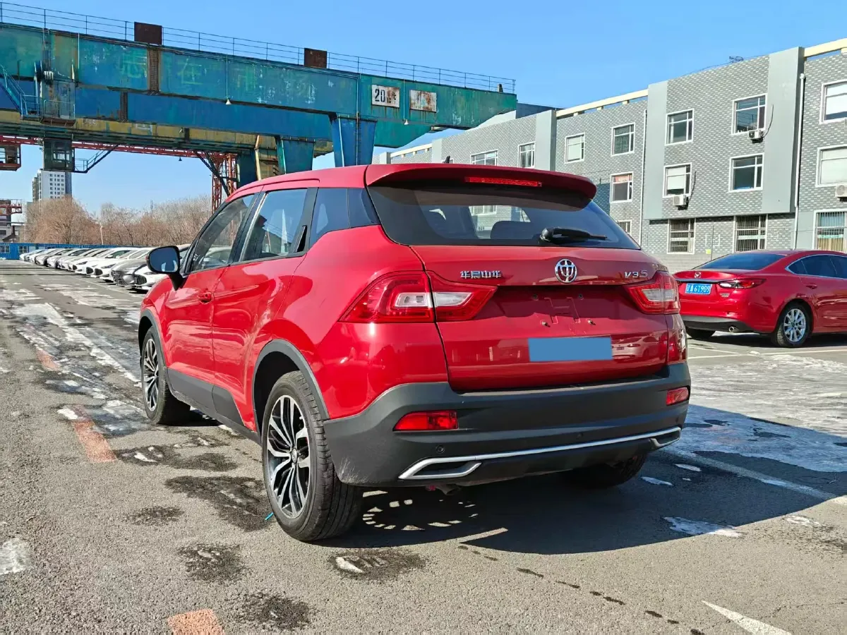 2017 Brilliance Auto V3 1.5T 150HP L4 5AT,autocango,china used car exporter,china ev exporter,chinese used car exporter,chinese used ev exporter