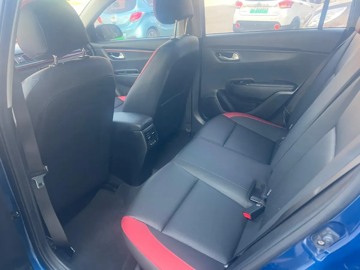 2017 Kia KX Cross 1.4L 100HP L4 6AT,autocango,china used car exporter,china ev exporter,chinese used car exporter,chinese used ev exporter