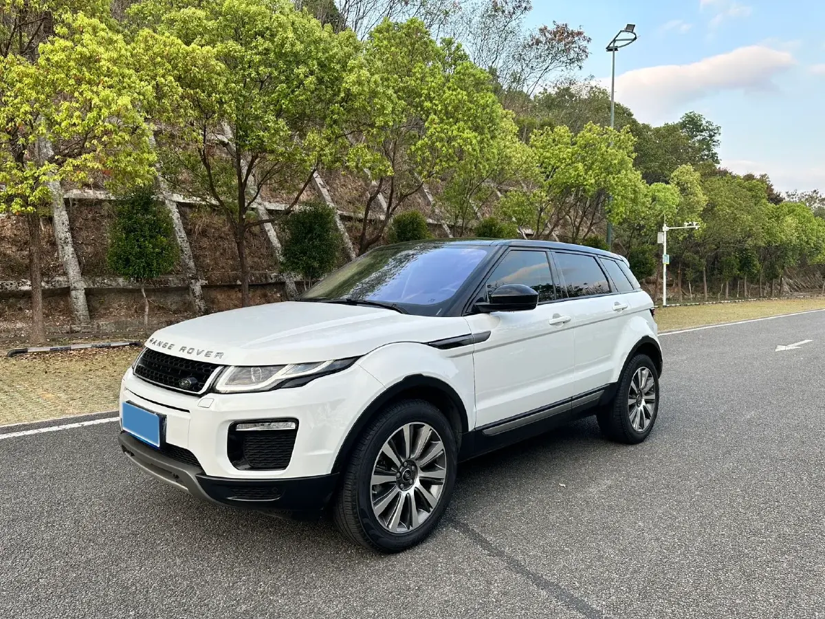 2018 Land Rover Range Rover Evoque 2.0T 241HP L4 9AT