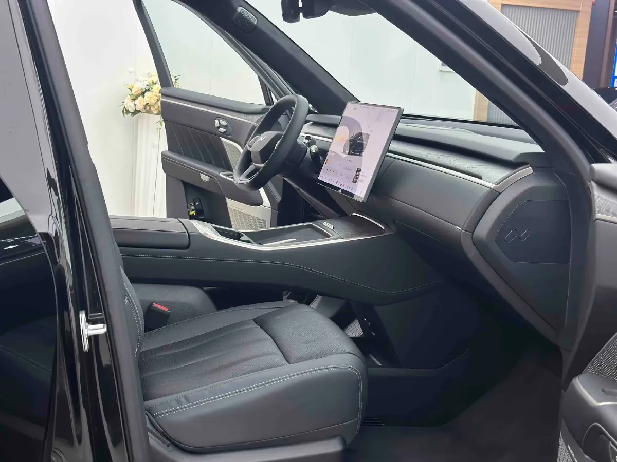 2025 ONVO L90 BEV,autocango,china used car exporter,china ev exporter,chinese used car exporter,chinese used ev exporter