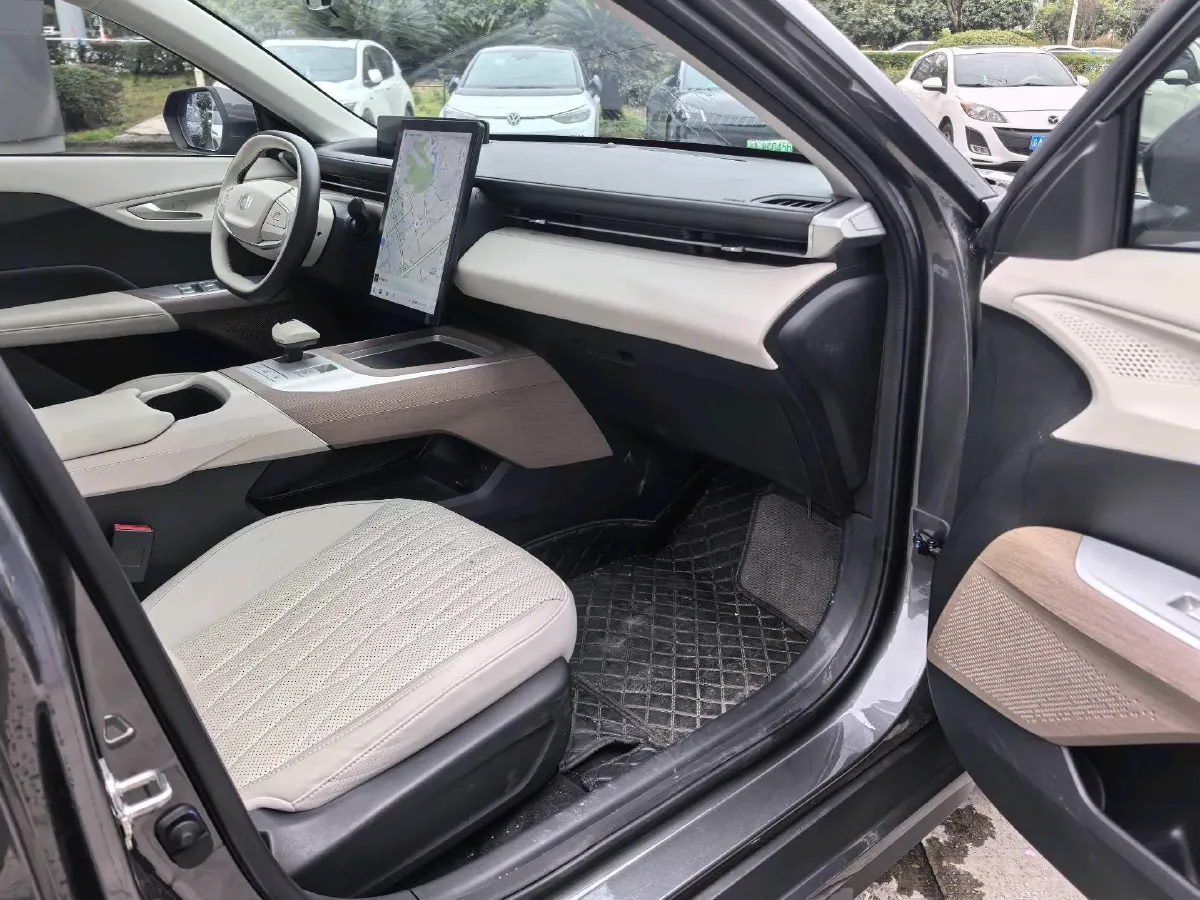 2024 ChangAn QiYuan A05 1.5L 110HP L4 E-CVT PHEV 18.99KWH,autocango,china used car exporter,china ev exporter,chinese used car exporter,chinese used ev exporter