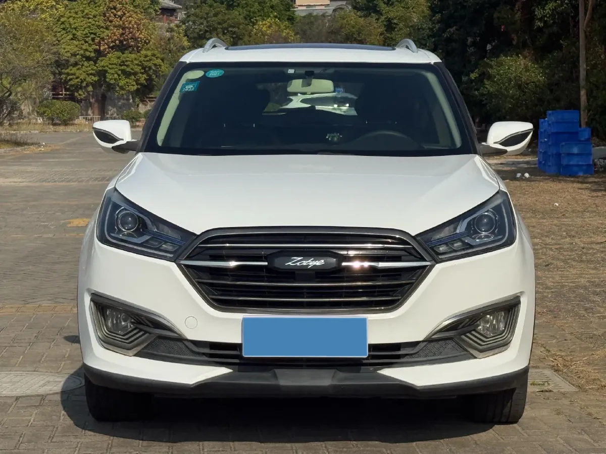 2017 Zotye T300 1.5T 144HP L4 5MT,autocango,china used car exporter,china ev exporter,chinese used car exporter,chinese used ev exporter