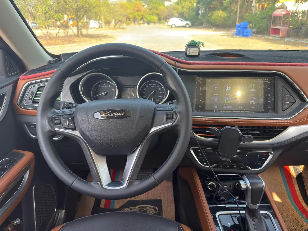 2017 Zotye T300 1.5T 144HP L4 5MT,autocango,china used car exporter,china ev exporter,chinese used car exporter,chinese used ev exporter