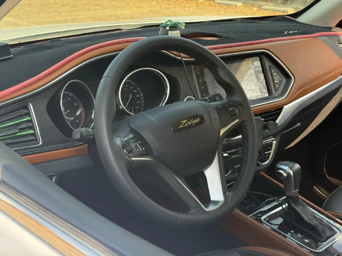 2017 Zotye T300 1.5T 144HP L4 5MT,autocango,china used car exporter,china ev exporter,chinese used car exporter,chinese used ev exporter