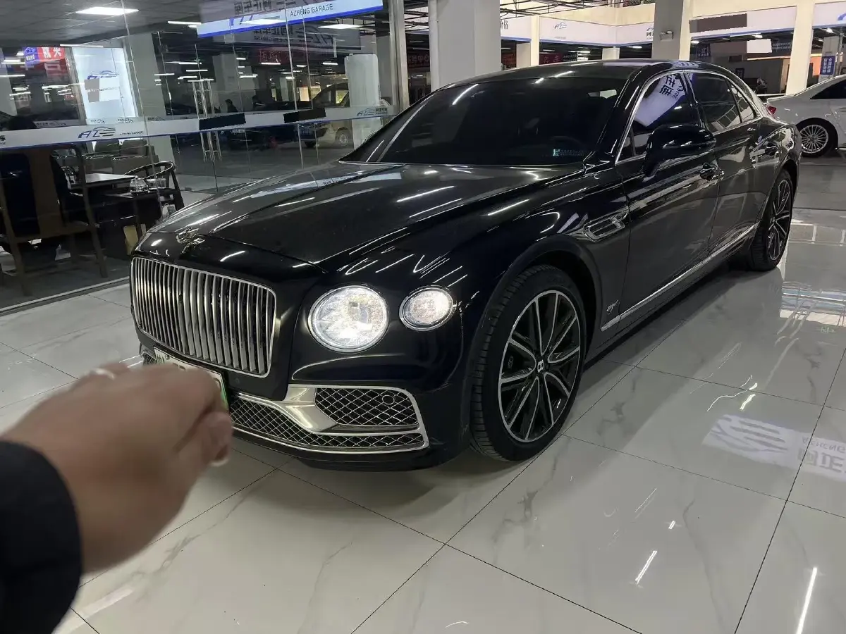 2022 Bentley Flying Spur 2.9T 416HP V6 8DCT PHEV 18KWH