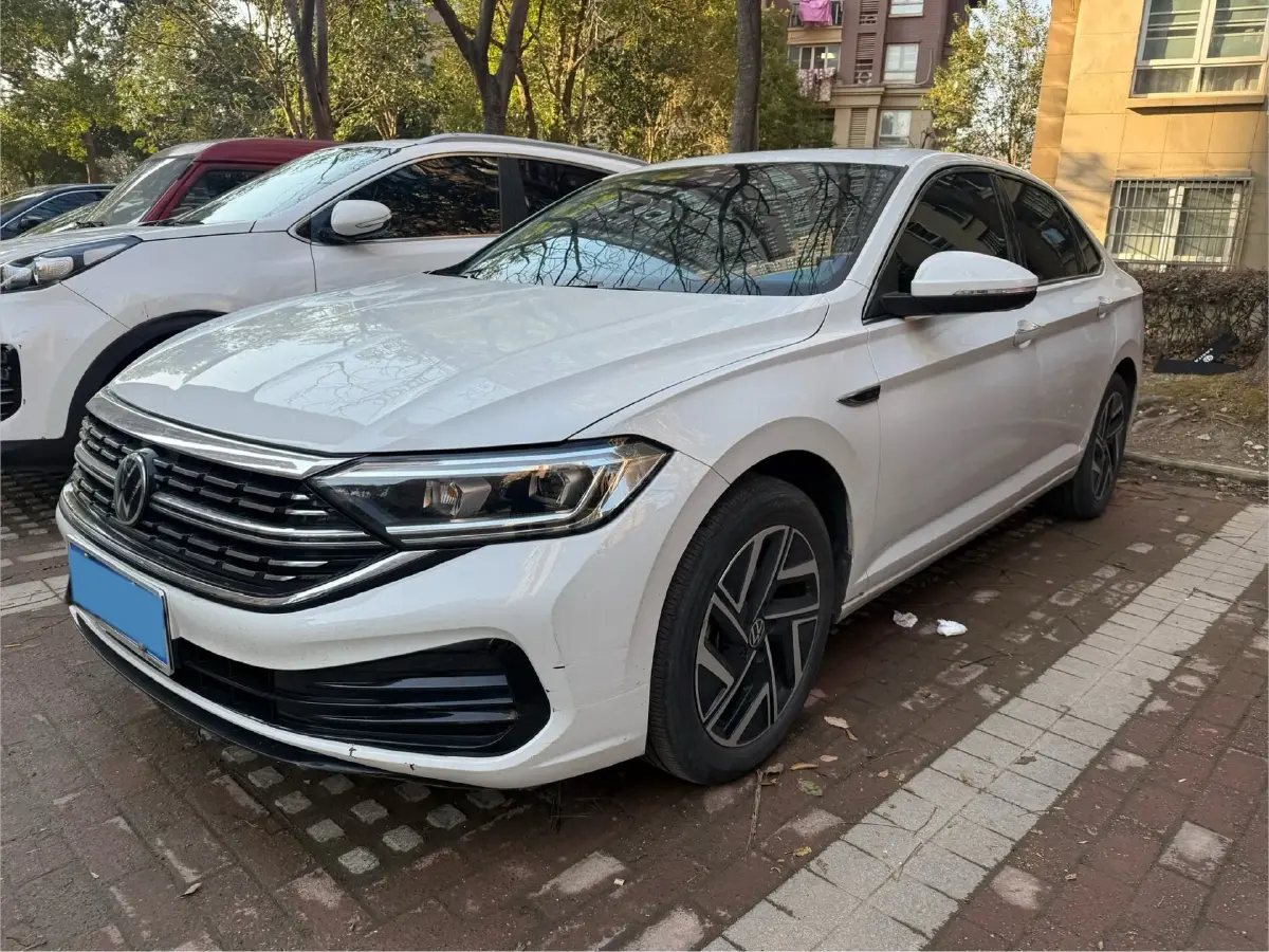 2023 Volkswagen Sagitar 1.4T 150HP L4 7DCT