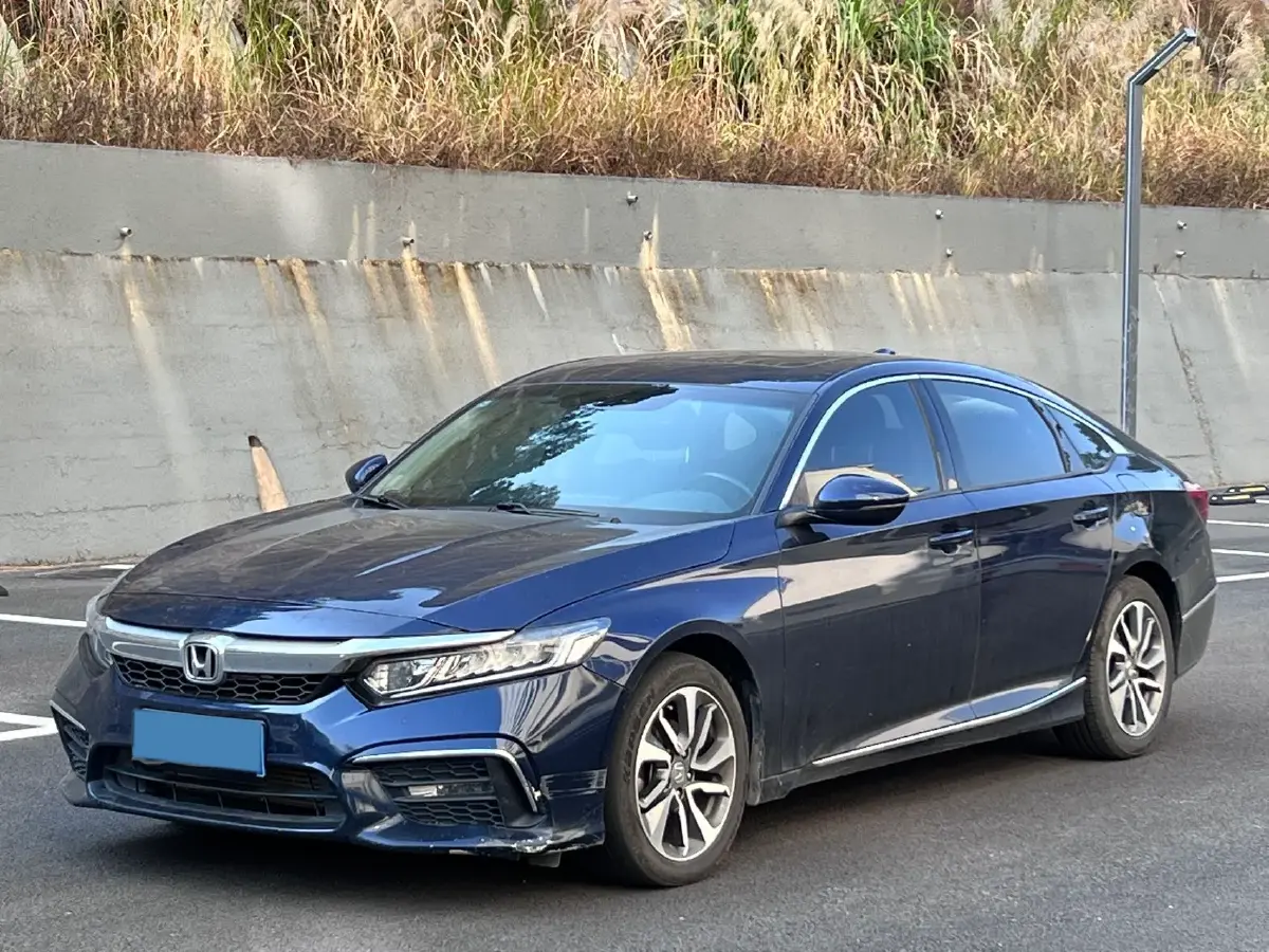 2019 Honda Inspire 1.5T 194HP L4 CVT