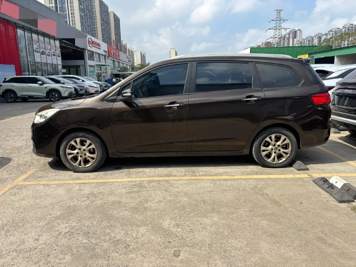 2017 HaiMa Family F7 1.5T 165HP L4 6AT,autocango,china used car exporter,china ev exporter,chinese used car exporter,chinese used ev exporter