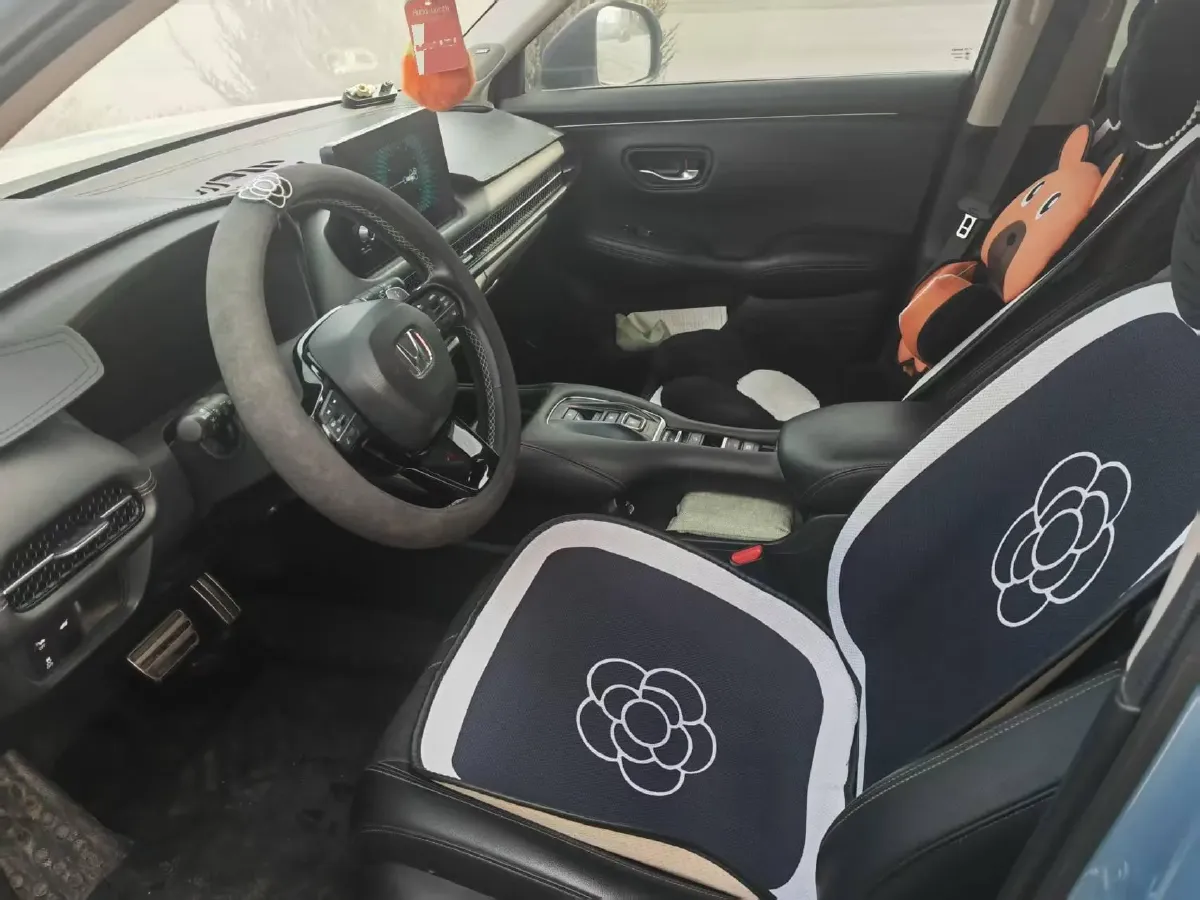 2023 Honda ZR-V 2.0L 143HP L4 E-CVT Hybrid,autocango,china used car exporter,china ev exporter,chinese used car exporter,chinese used ev exporter