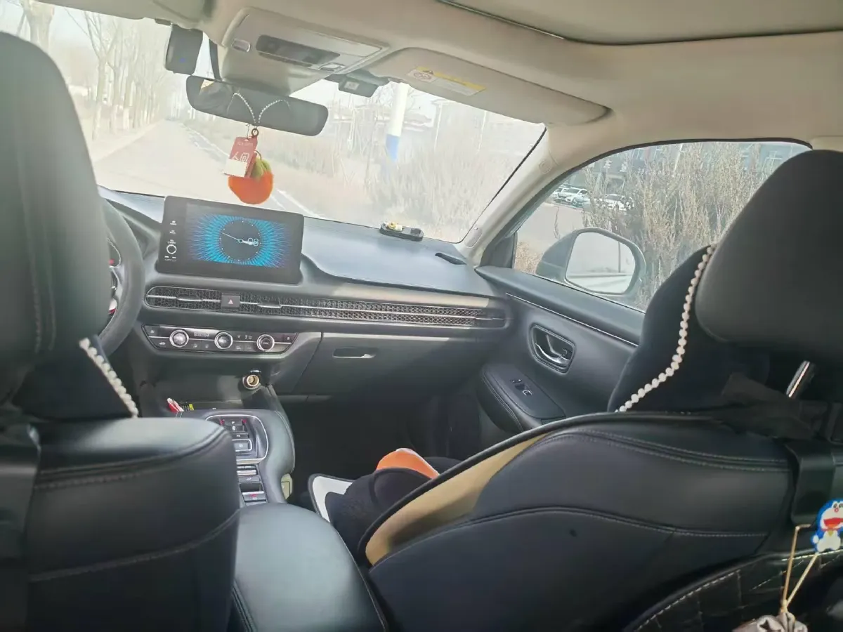 2023 Honda ZR-V 2.0L 143HP L4 E-CVT Hybrid,autocango,china used car exporter,china ev exporter,chinese used car exporter,chinese used ev exporter