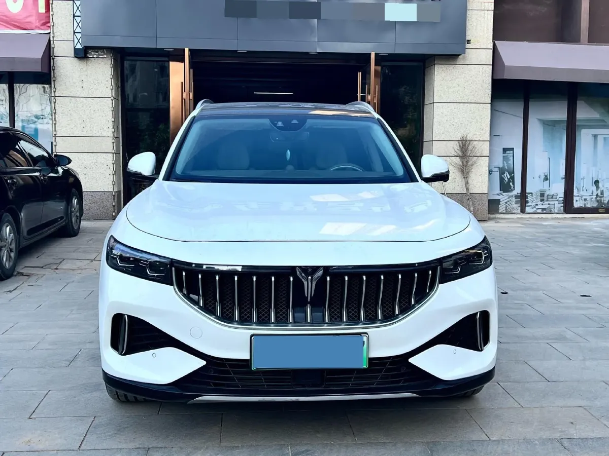 2022 Voyah FREE Range Extended 109HP REEV 33KWH,autocango,china used car exporter,china ev exporter,chinese used car exporter,chinese used ev exporter