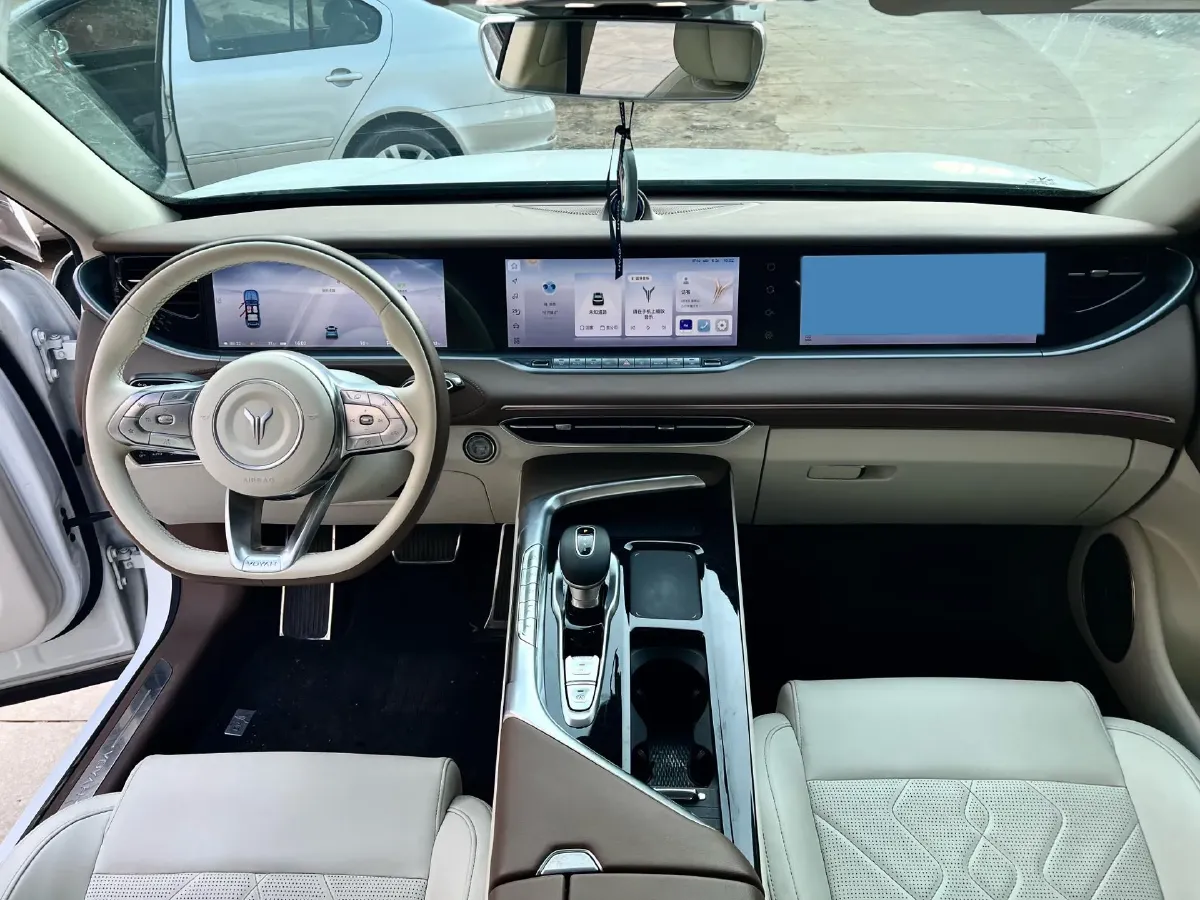 2022 Voyah FREE Range Extended 109HP REEV 33KWH,autocango,china used car exporter,china ev exporter,chinese used car exporter,chinese used ev exporter