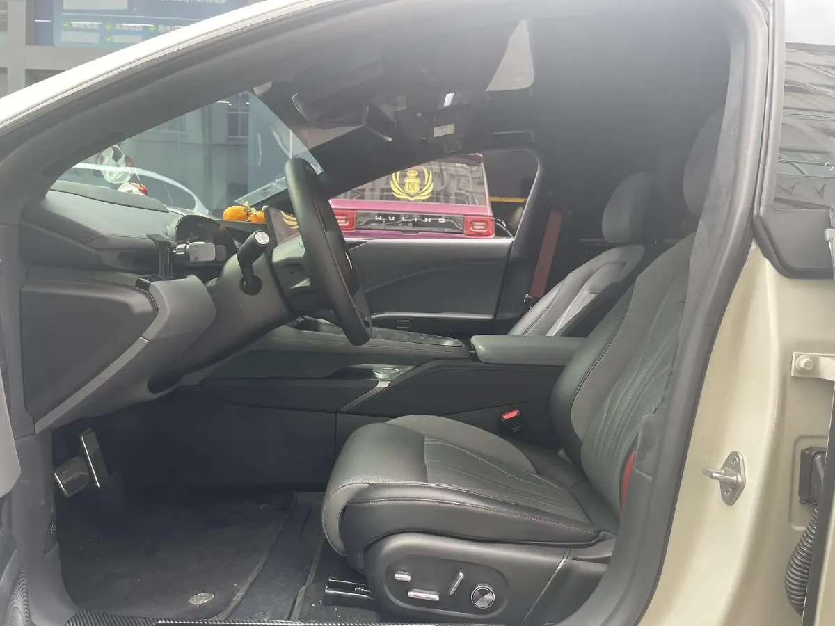 2025 Zeekr 007GT BEV 100.01KWH,autocango,china used car exporter,china ev exporter,chinese used car exporter,chinese used ev exporter