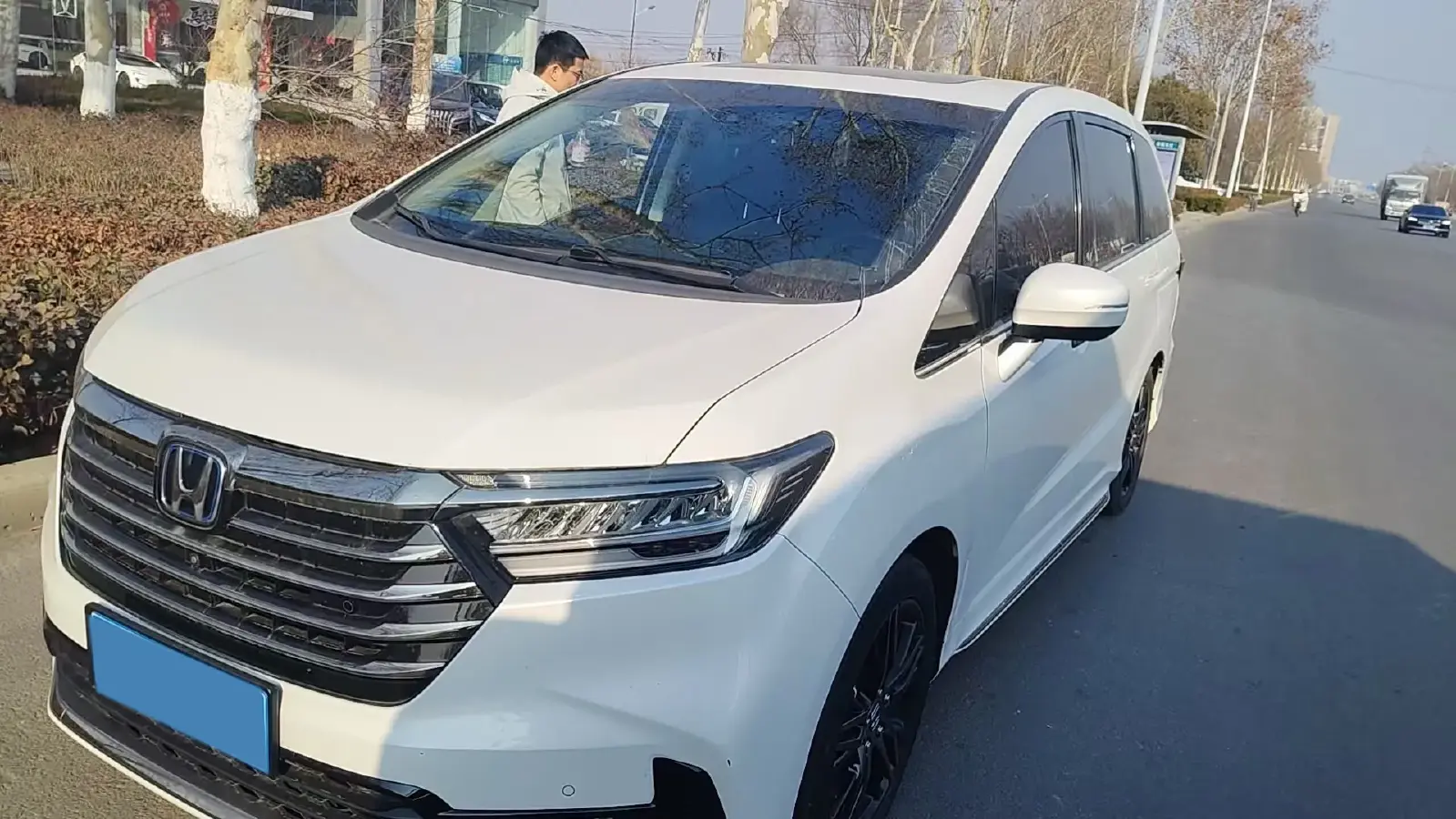 2022 Honda Odyssey 2.0L 146HP L4 E-CVT Hybrid
