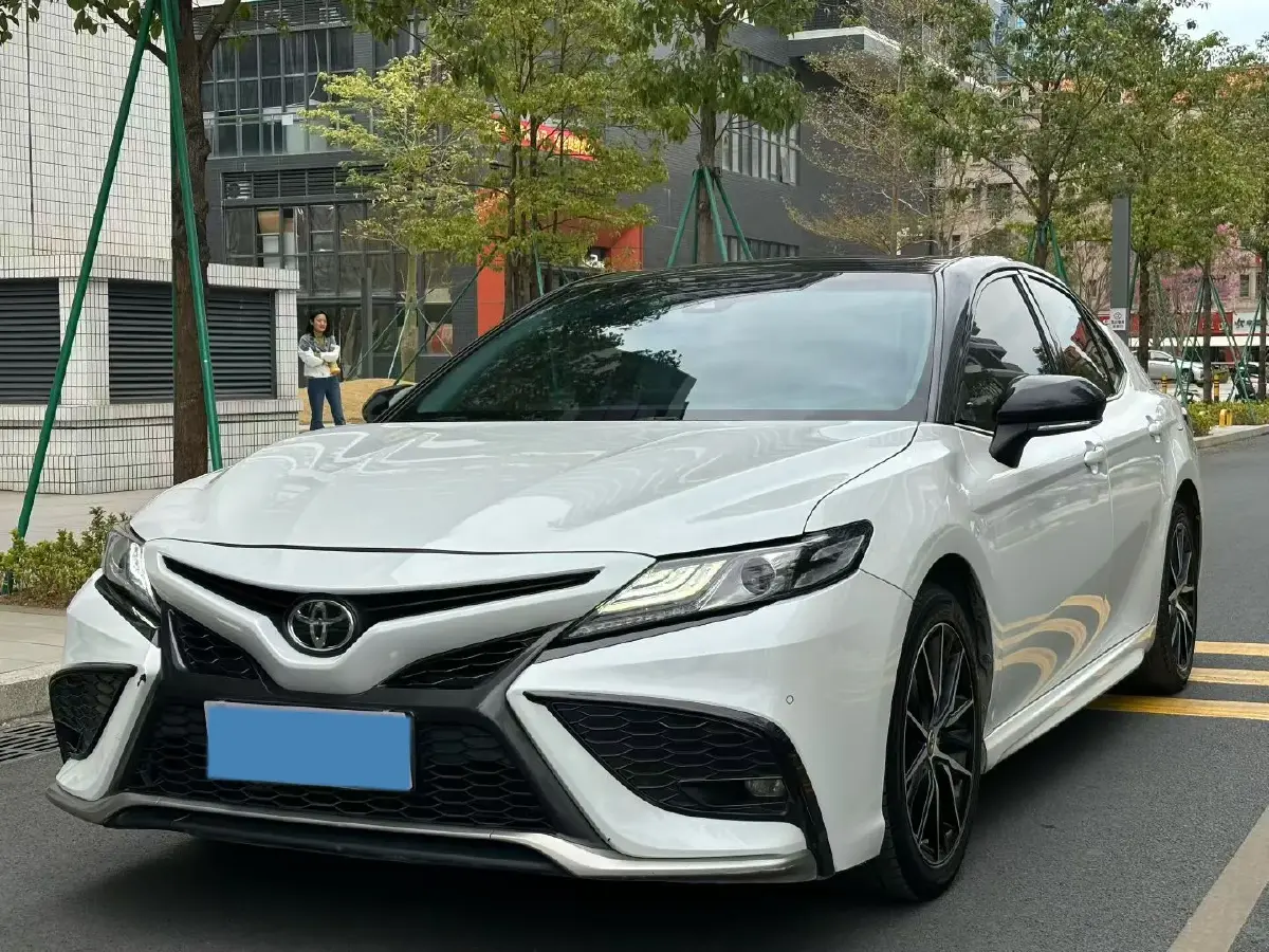 2021 Toyota Camry 2.0L 178HP L4 CVT