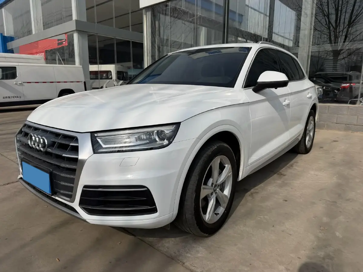 2020 Audi Q5L 2.0T 190HP L4 7DCT