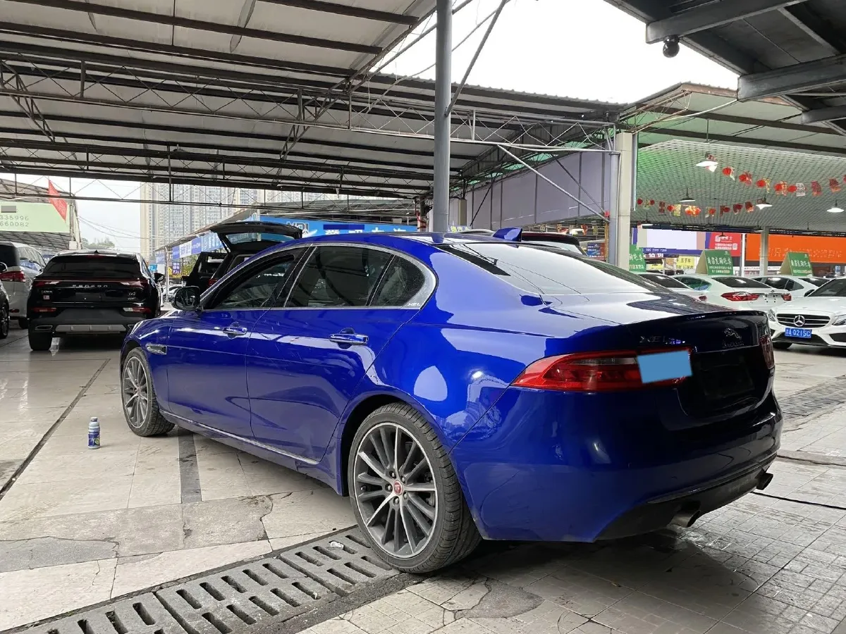 2018 Toyota Crown 2.0T 235HP L4 8AT,autocango,china used car exporter,china ev exporter,chinese used car exporter,chinese used ev exporter