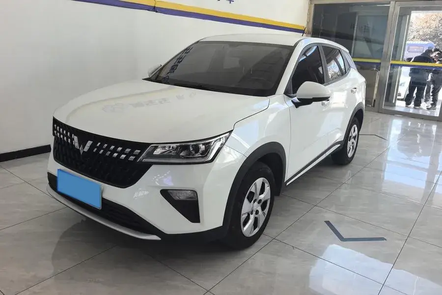 2022 WuLing XingChi 1.5L 99HP L4 6MT