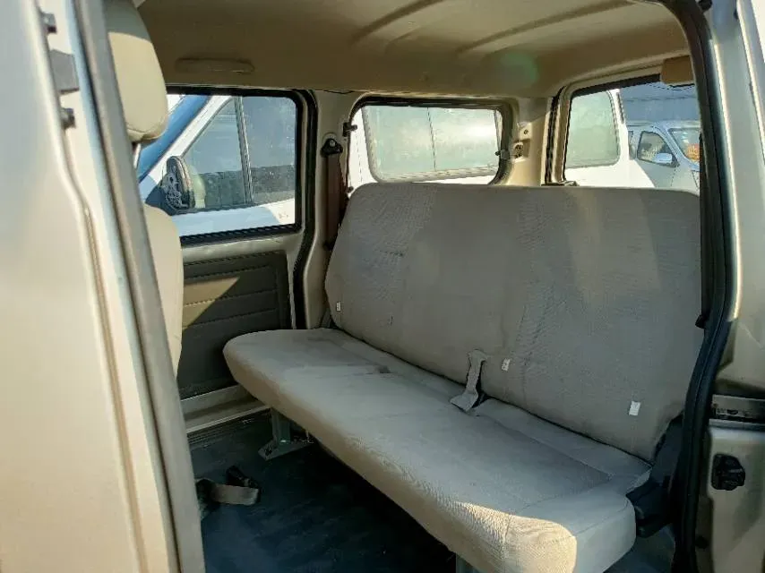 2022 WuLing RongGuang S 1.2L 76HP L4 5MT,autocango,china used car exporter,china ev exporter,chinese used car exporter,chinese used ev exporter