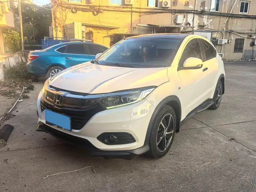 2022 Honda Vezel 1.5L 131HP L4 CVT