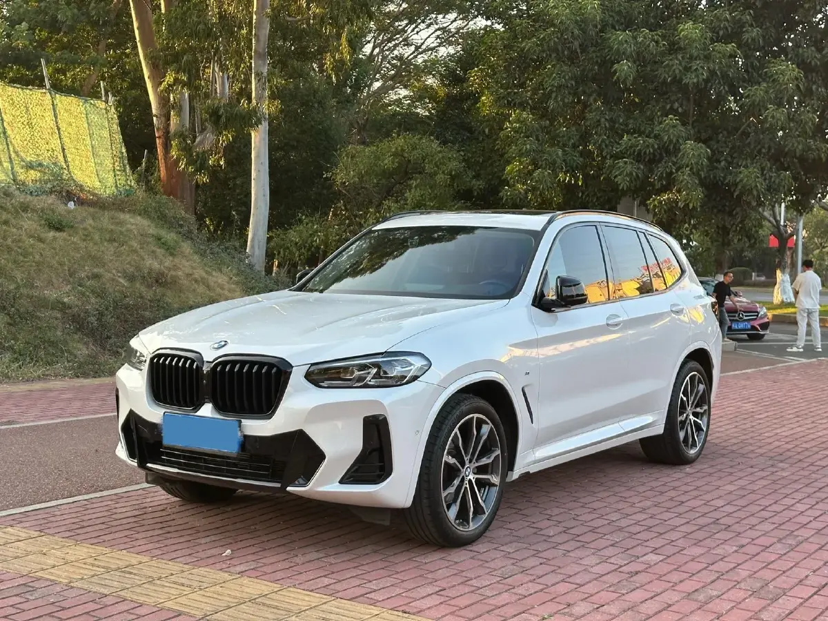 2022 BMW X3 2.0T 252HP L4 8AT