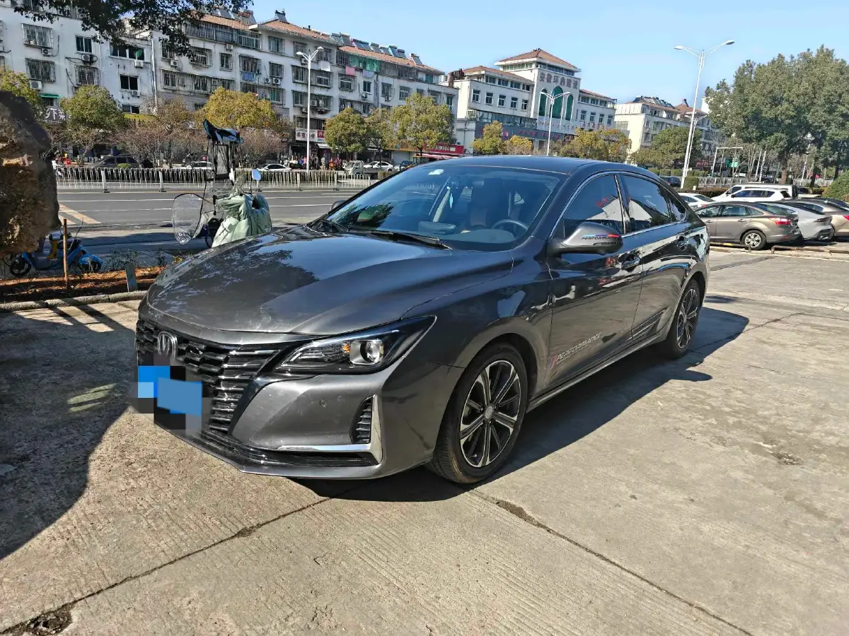 2022 ChangAn Raeton CC 1.5T 188HP L4 7DCT