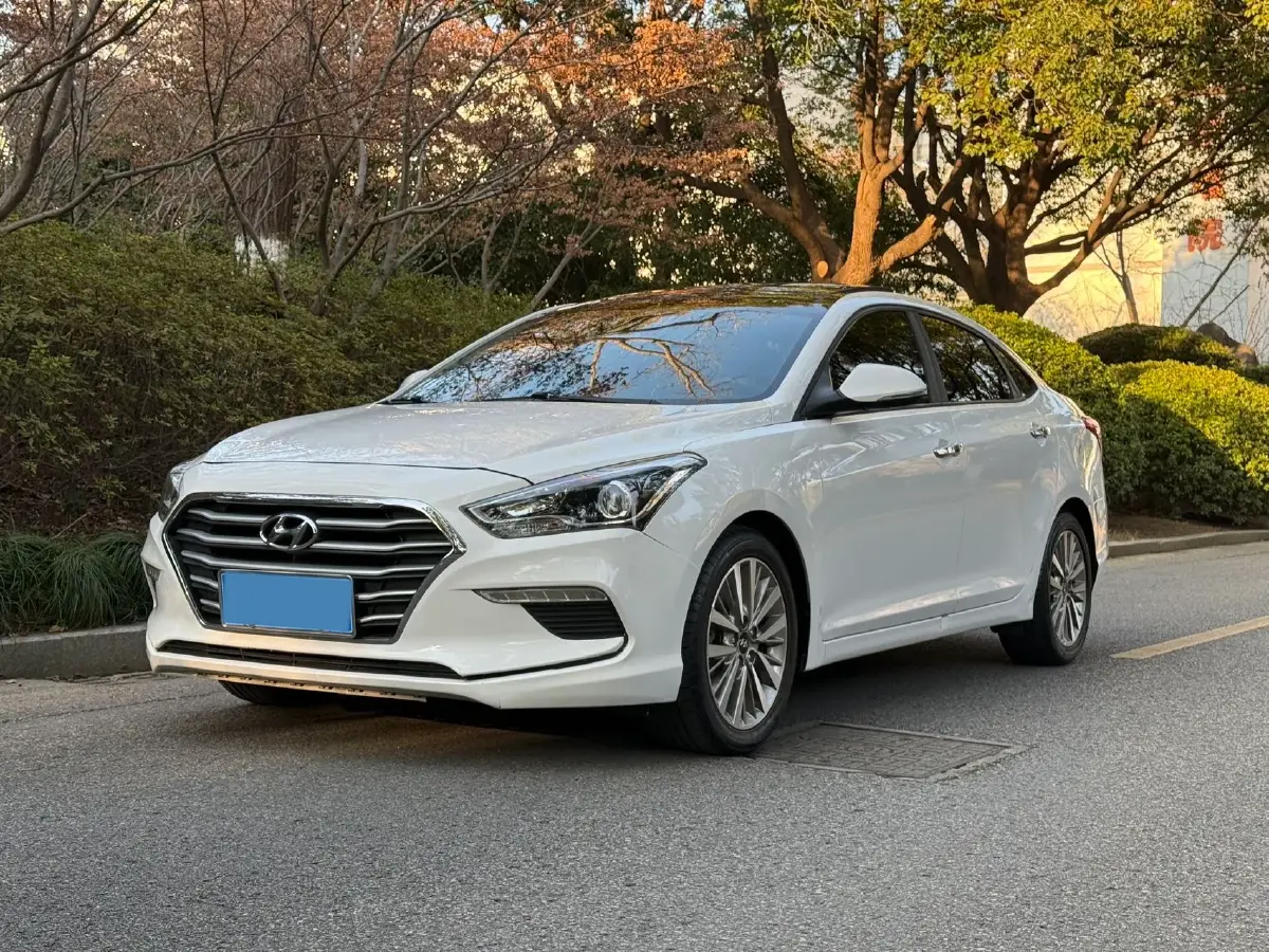 2017 Hyundai Mistra 1.8L 143HP L4 6AT