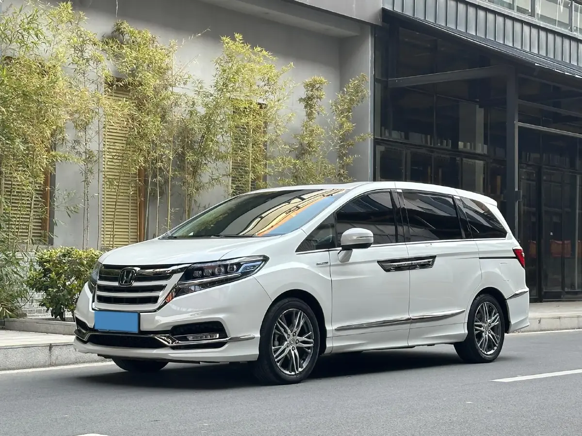 2019 Honda Elysioin 2.0L 146HP L4 E-CVT Hybrid
