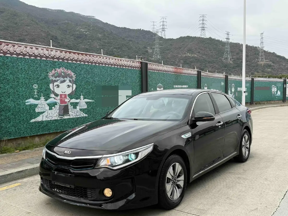 2016 Kia K5 2.0L 156HP L4 6AT Hybrid
