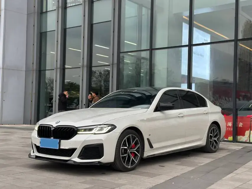 2021 BMW 5 Series 2.0T 252HP L4 8AT