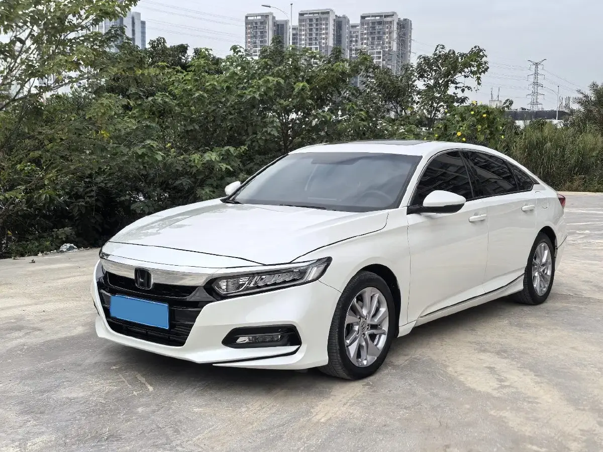 2018 Honda Accord 1.5T 194HP L4 CVT
