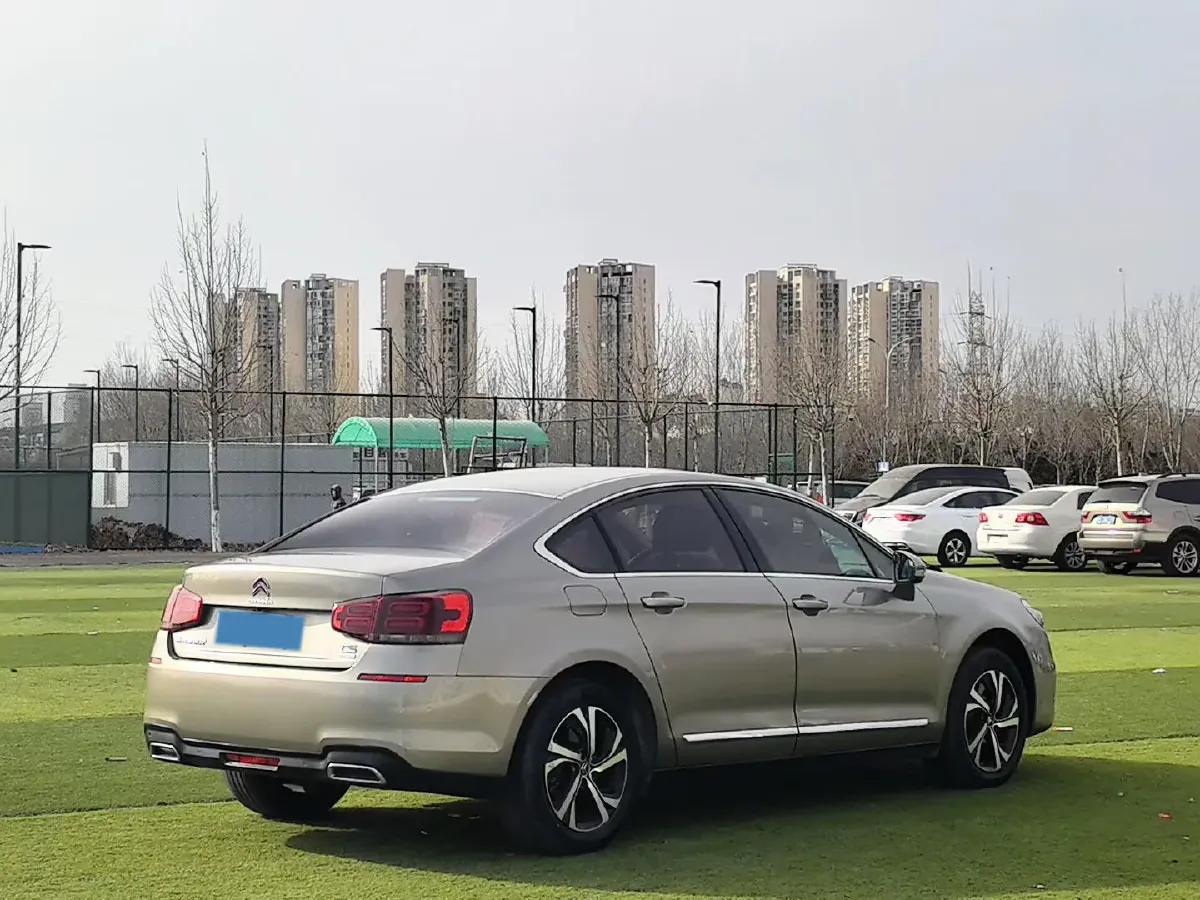 2017 Citroen C5 1.6T 167HP L4 6AT,autocango,china used car exporter,china ev exporter,chinese used car exporter,chinese used ev exporter