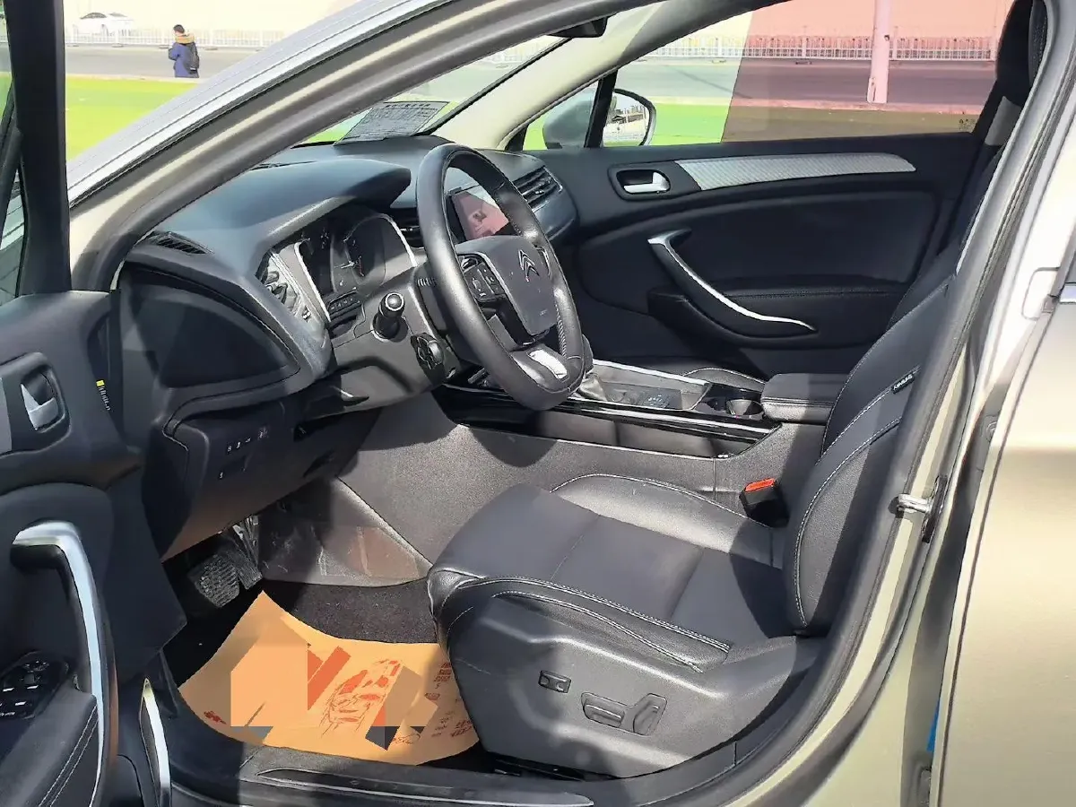 2017 Citroen C5 1.6T 167HP L4 6AT,autocango,china used car exporter,china ev exporter,chinese used car exporter,chinese used ev exporter