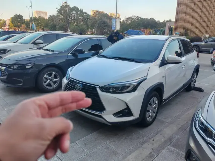 2021 Toyota Yaris L 1.5L 112HP L4 CVT