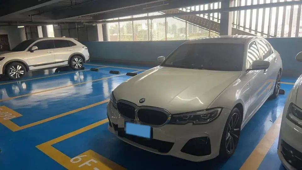 2022 BMW 3 Series 2.0T 156HP L4 8AT