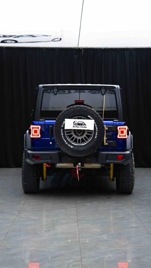 2018 Jeep Wrangler 2.0T 266HP L4 8AT,autocango,china used car exporter,china ev exporter,chinese used car exporter,chinese used ev exporter