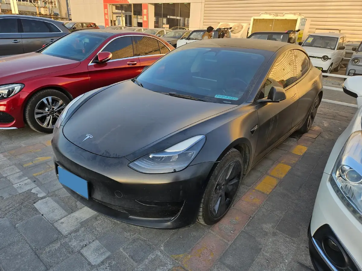 2022 Tesla Model 3 BEV 60KWH