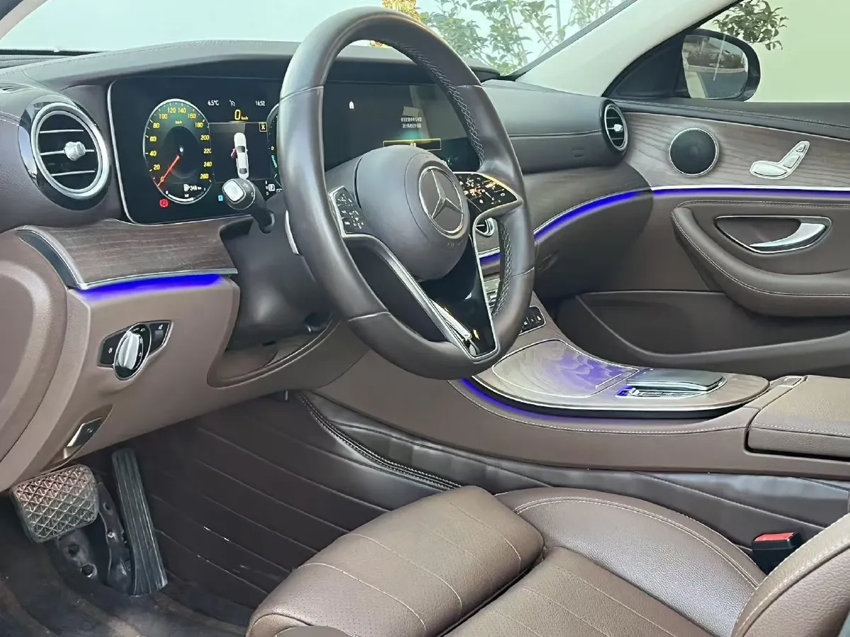 2022 Mercedes-Benz E Class 2.0T 197HP L4 9AT,autocango,china used car exporter,china ev exporter,chinese used car exporter,chinese used ev exporter