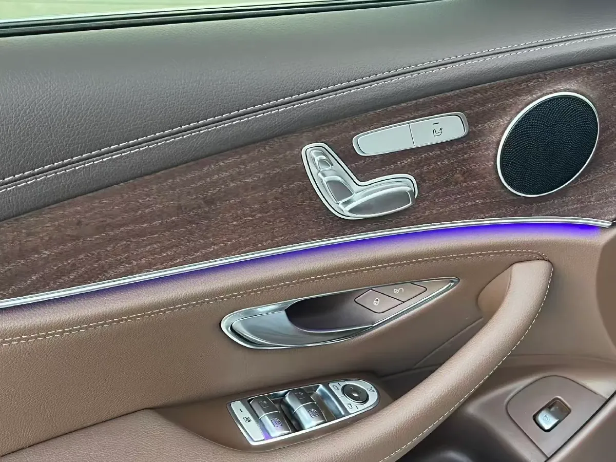 2022 Mercedes-Benz E Class 2.0T 197HP L4 9AT,autocango,china used car exporter,china ev exporter,chinese used car exporter,chinese used ev exporter