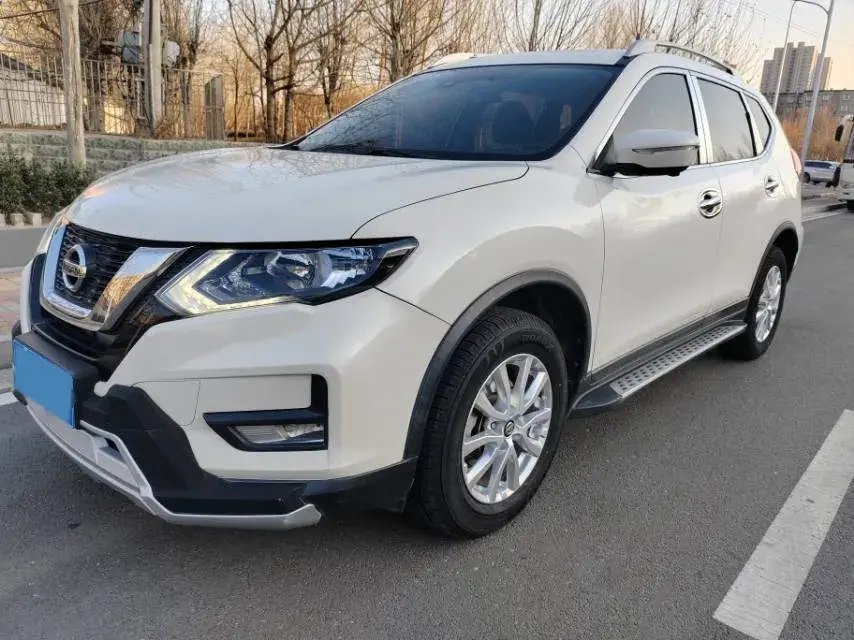 2020 Nissan X-Trail 2.0L 154HP L4 CVT