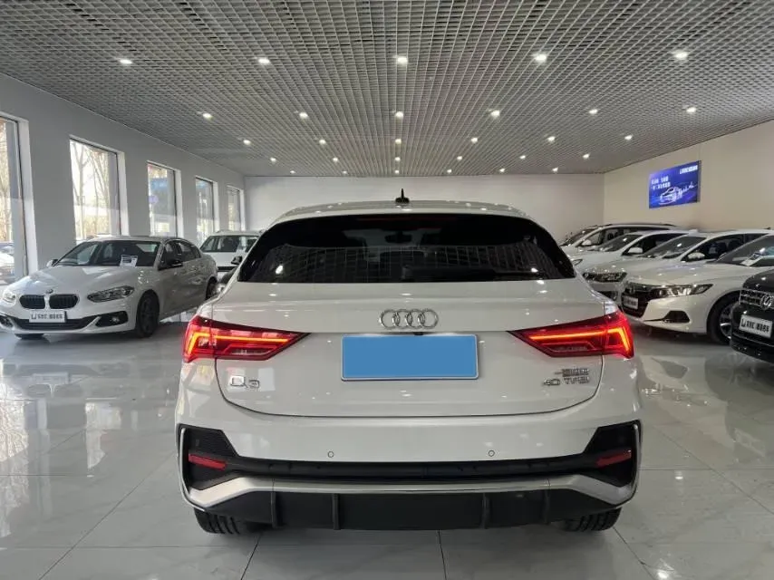 2020 Audi Q3 Sportback 2.0T 186HP L4 7DCT,autocango,china used car exporter,china ev exporter,chinese used car exporter,chinese used ev exporter