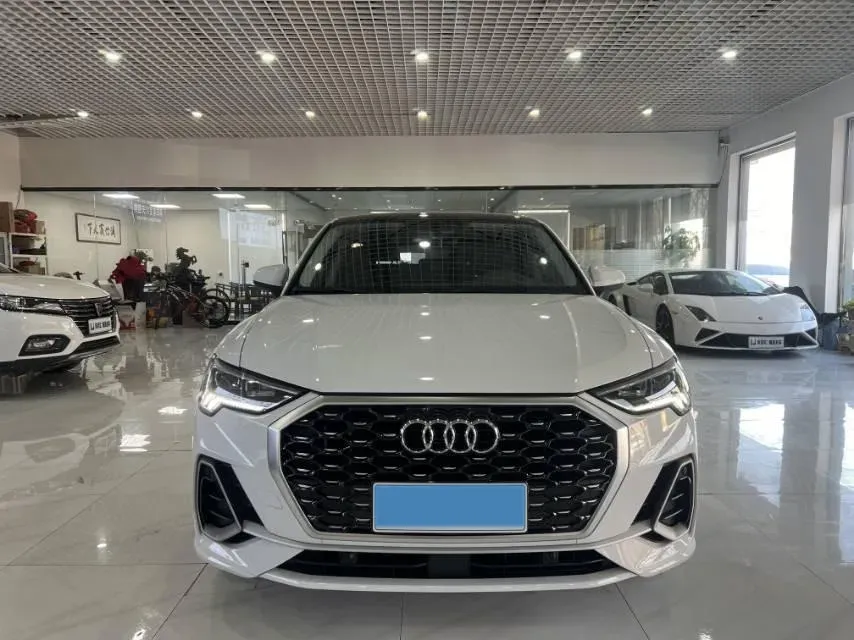 2020 Audi Q3 Sportback 2.0T 186HP L4 7DCT,autocango,china used car exporter,china ev exporter,chinese used car exporter,chinese used ev exporter