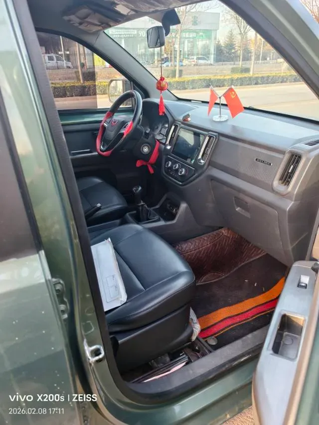 2021 WuLing ZhentTu 1.5L 99HP L4 5MT,autocango,china used car exporter,china ev exporter,chinese used car exporter,chinese used ev exporter