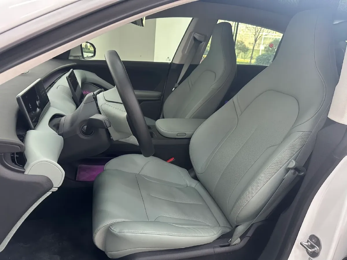 2022 JunTian HeiWuShi Youth 2.0T 203HP L4 6AT,autocango,china used car exporter,china ev exporter,chinese used car exporter,chinese used ev exporter