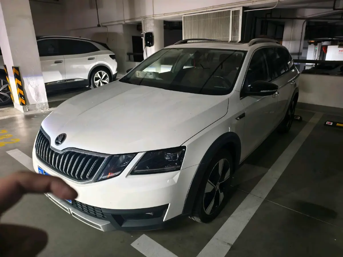 2018 Skoda Octavia 1.4T 150HP L4 7DCT
